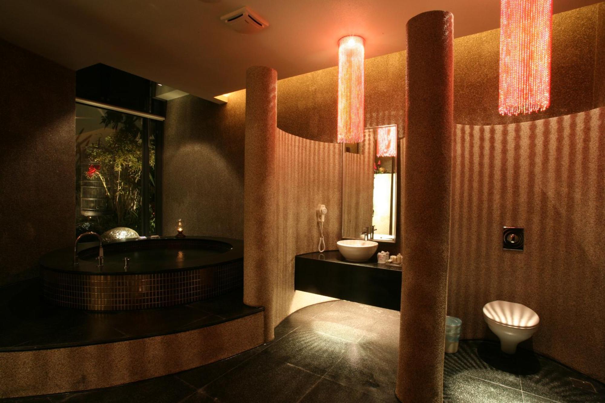 Chateau Boutique Motel Taichung Exterior foto